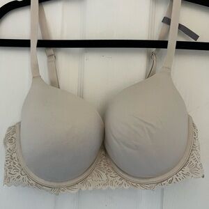 Aerie Elegant Cream Lace Trim Bra